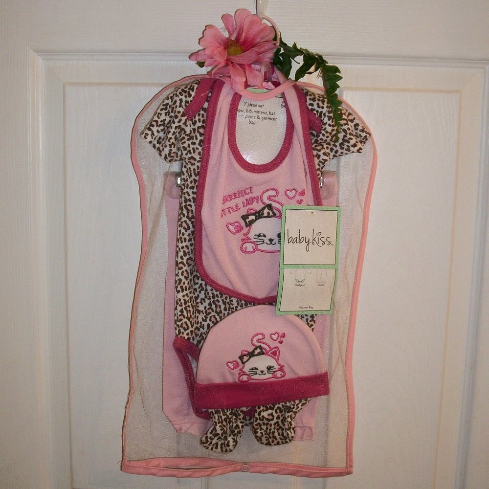 BABY KISS 3-6M Purrfect Little Lady 7 Pc Onsie Set